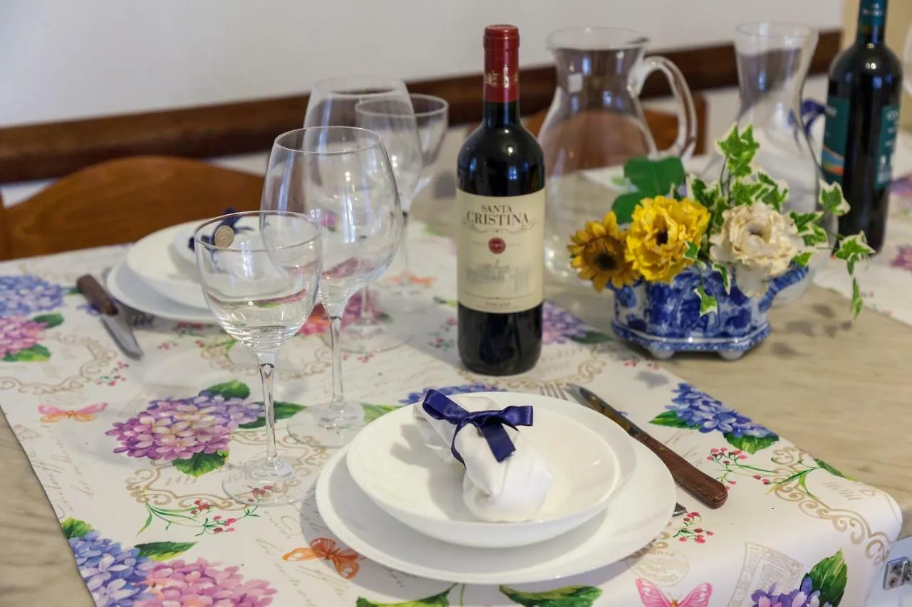 カマイオーレ Casa Giuseppinaヴィラ イタリア