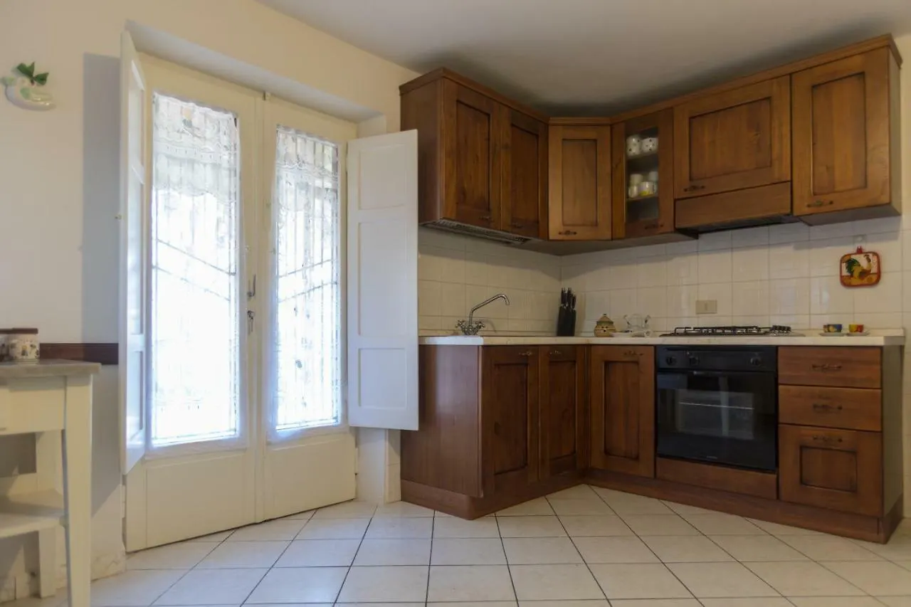 Semesterbostad Casa Giuseppina Villa Camaiore Italien